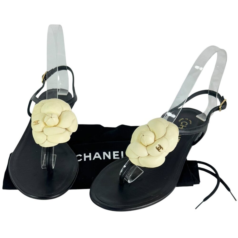 CHANEL Black Leather Beige Camellia Thong Sandals Made in Italy Marked 36C - 6US